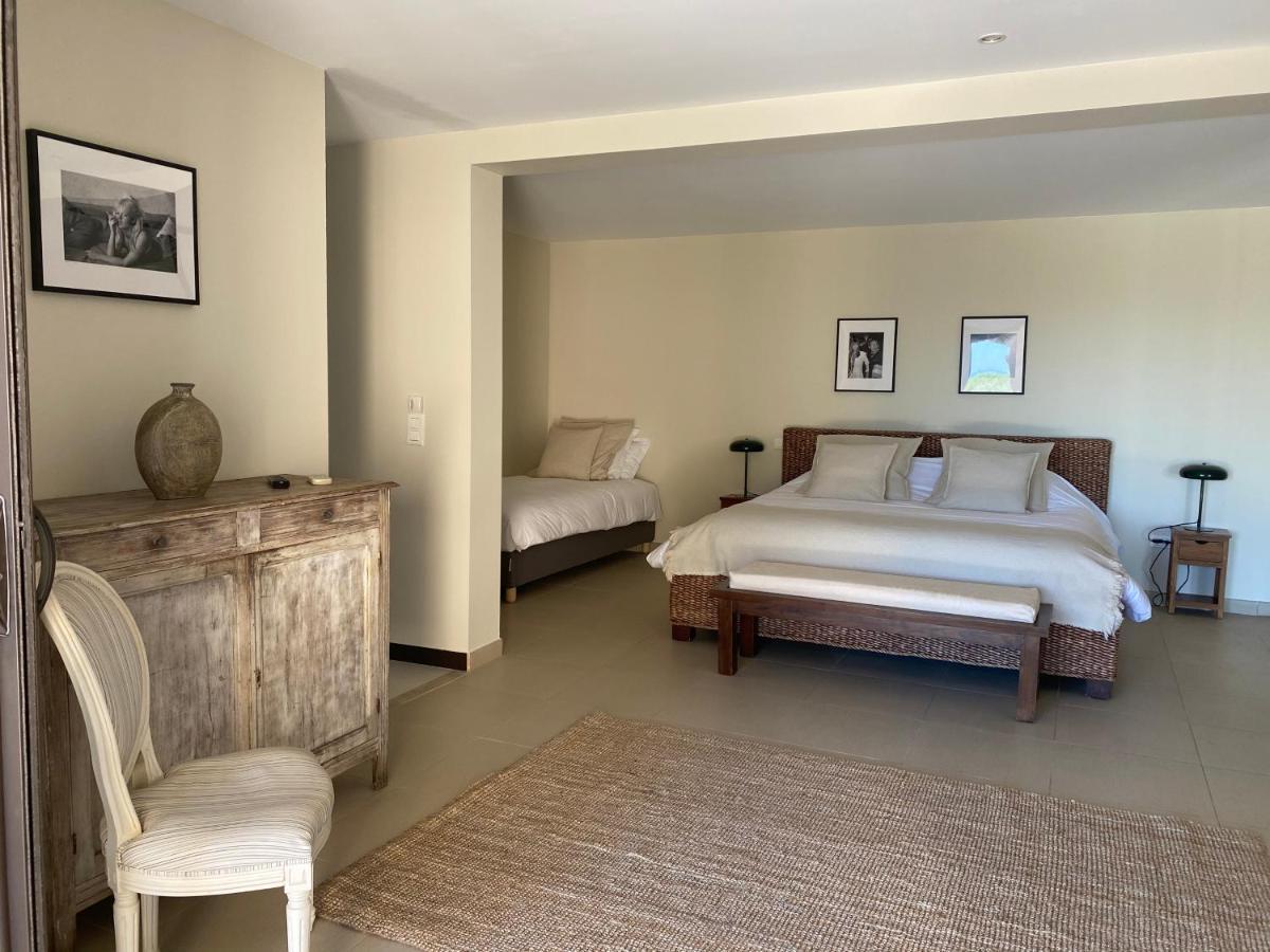 Le Jas De Joucas Hotel-Restaurant Dış mekan fotoğraf