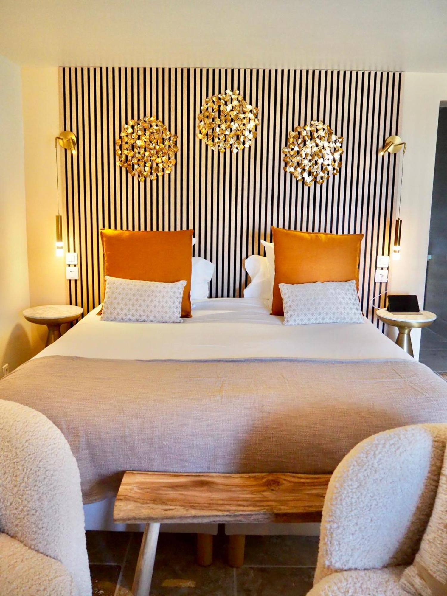 Le Jas De Joucas Hotel-Restaurant Dış mekan fotoğraf