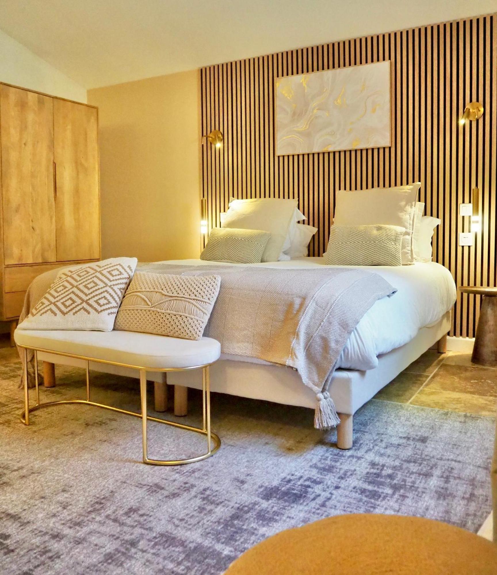 Le Jas De Joucas Hotel-Restaurant Dış mekan fotoğraf