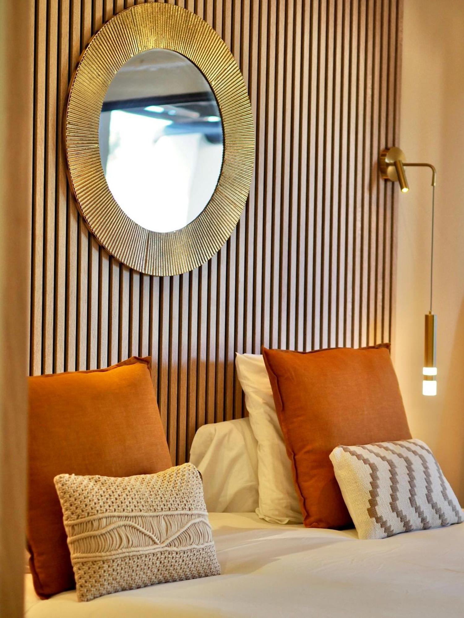 Le Jas De Joucas Hotel-Restaurant Dış mekan fotoğraf