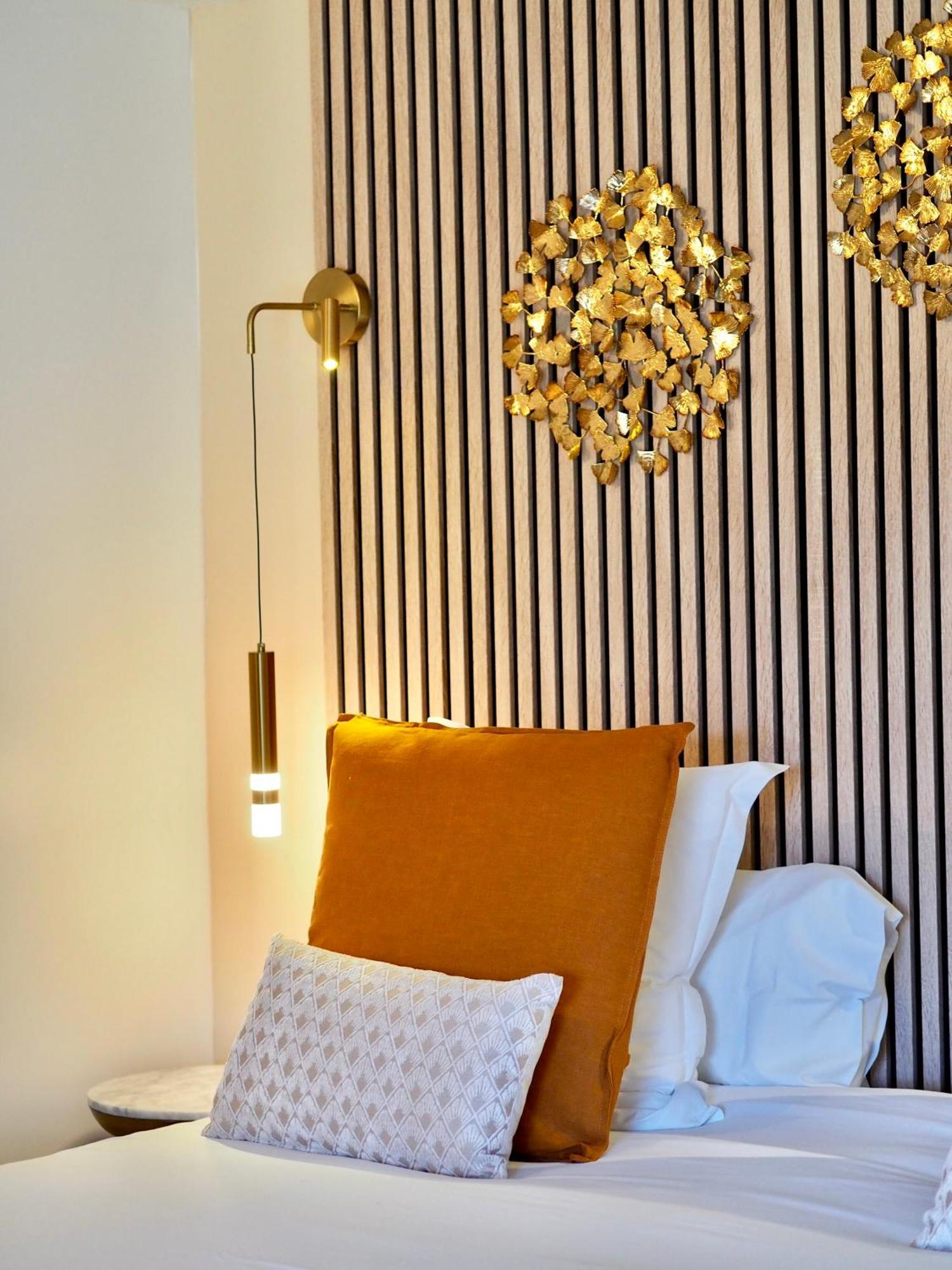 Le Jas De Joucas Hotel-Restaurant Dış mekan fotoğraf